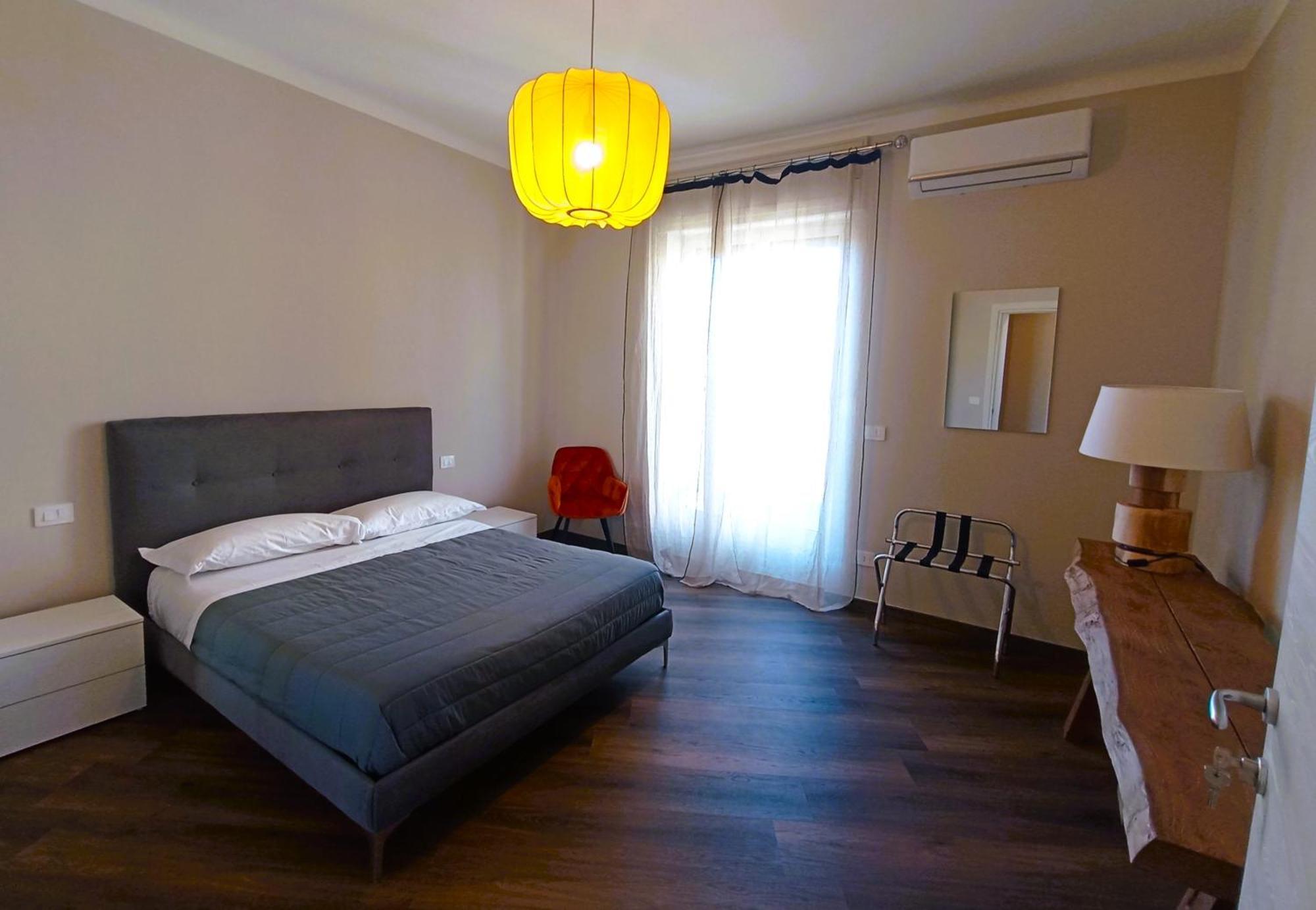 Mile Hotel Bari Luaran gambar